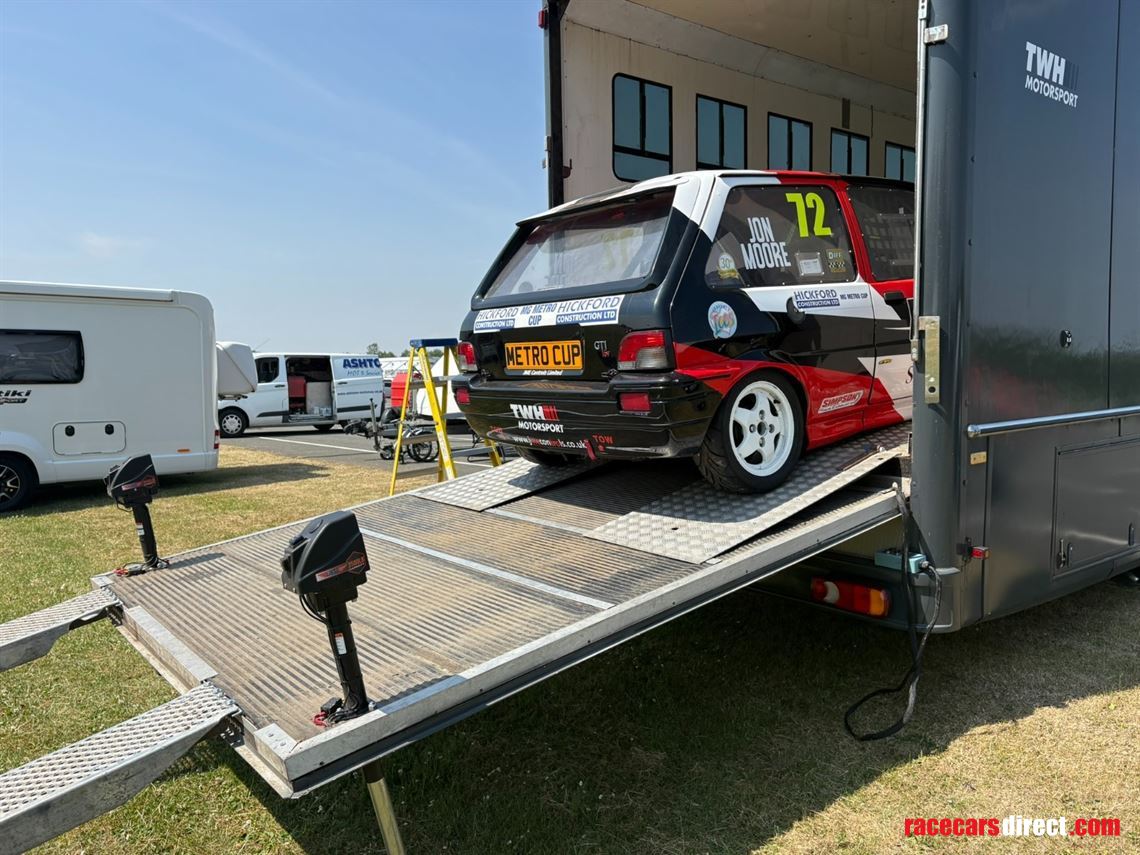 scania-rigid-17t-race-truck-motorhome