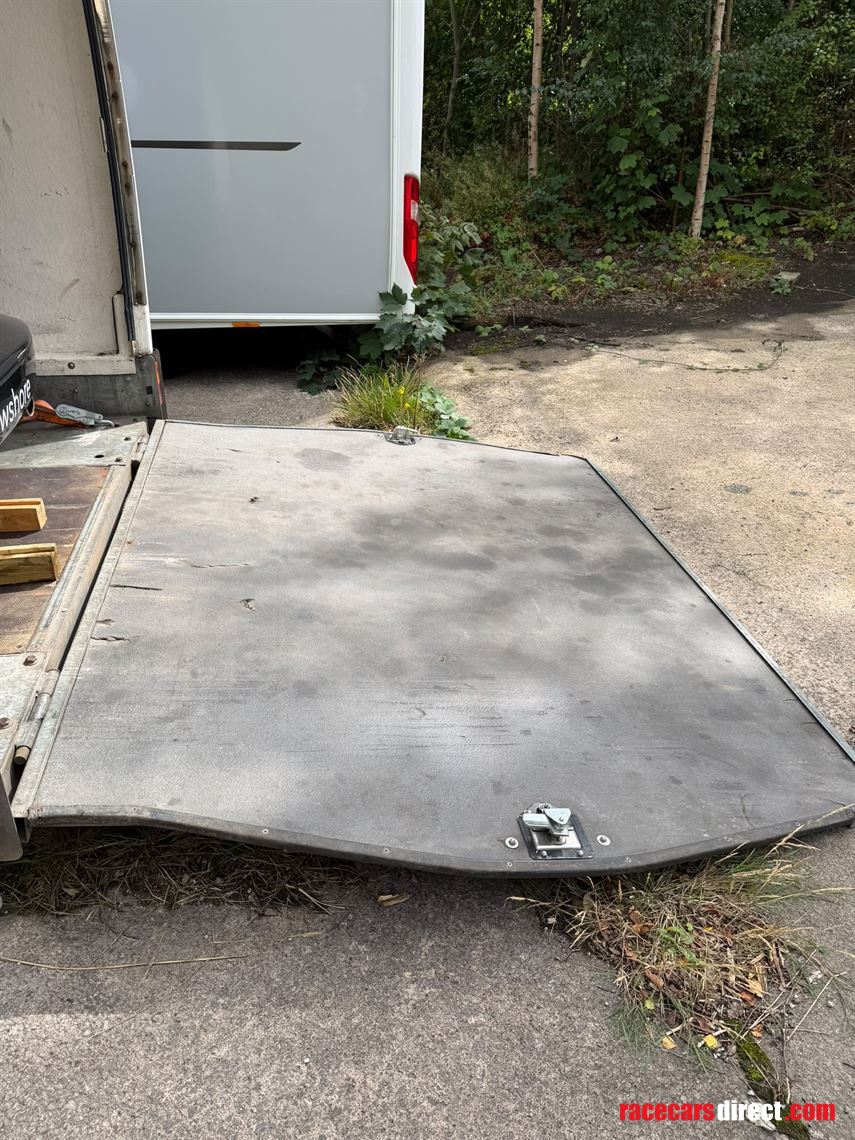 prg-tracksporter-enclosed-car-trailer
