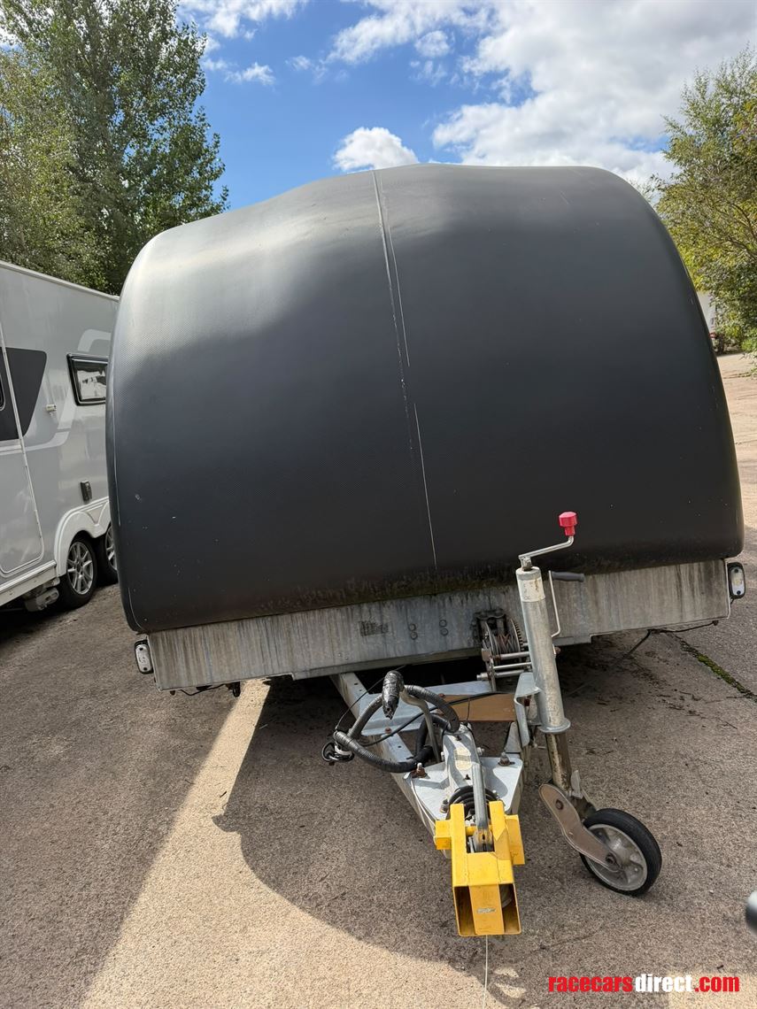 prg-tracksporter-enclosed-car-trailer