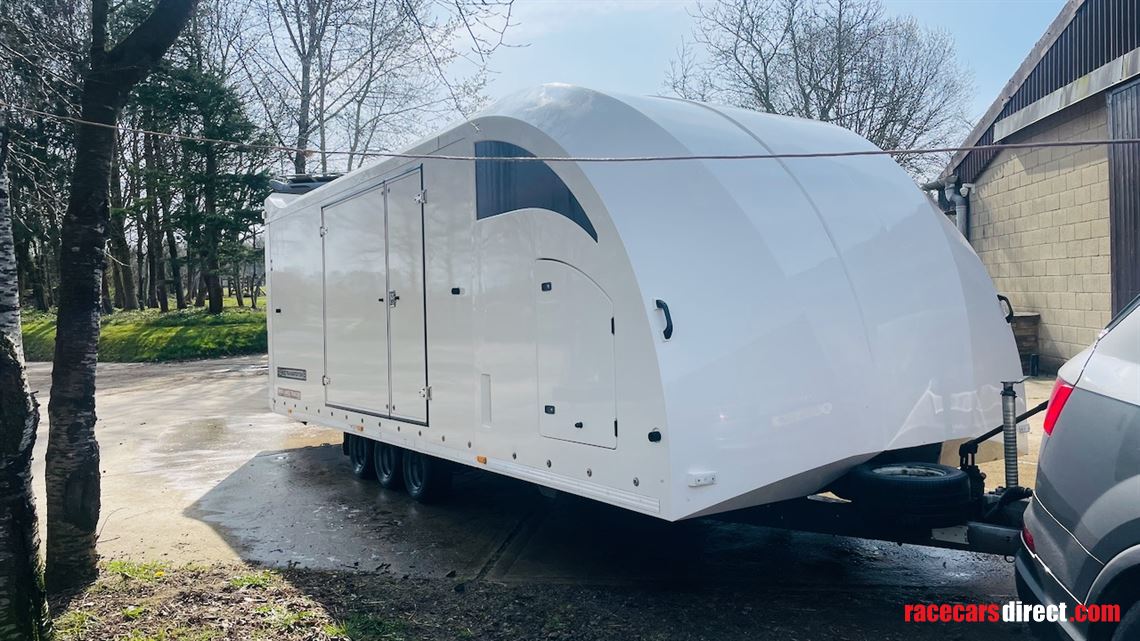 brian-james-race-transporter-6