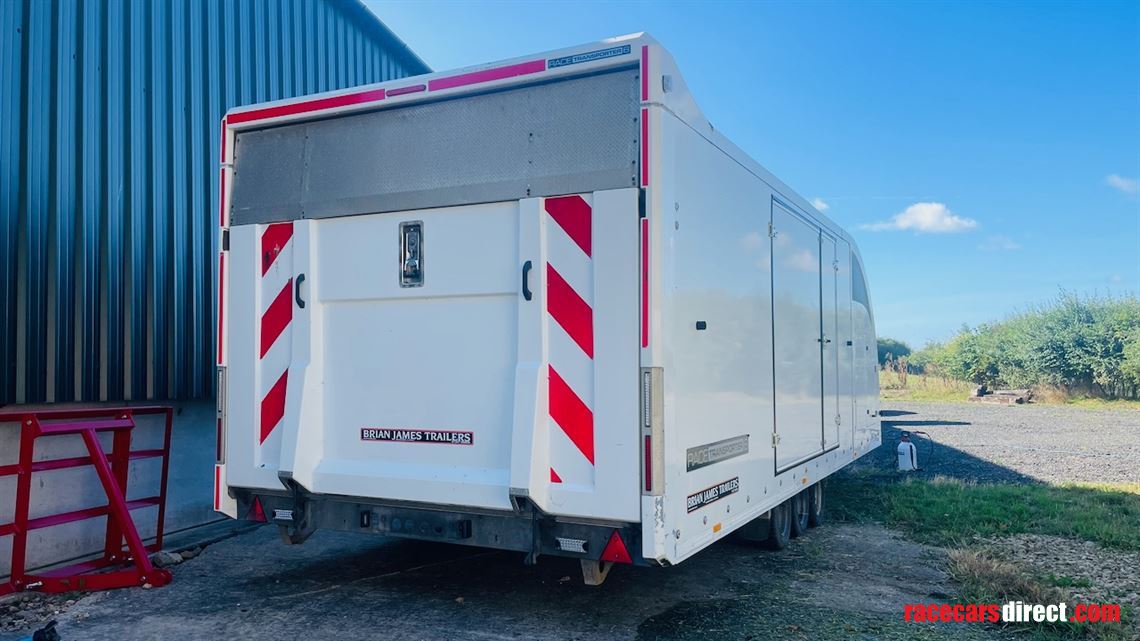 brian-james-race-transporter-6