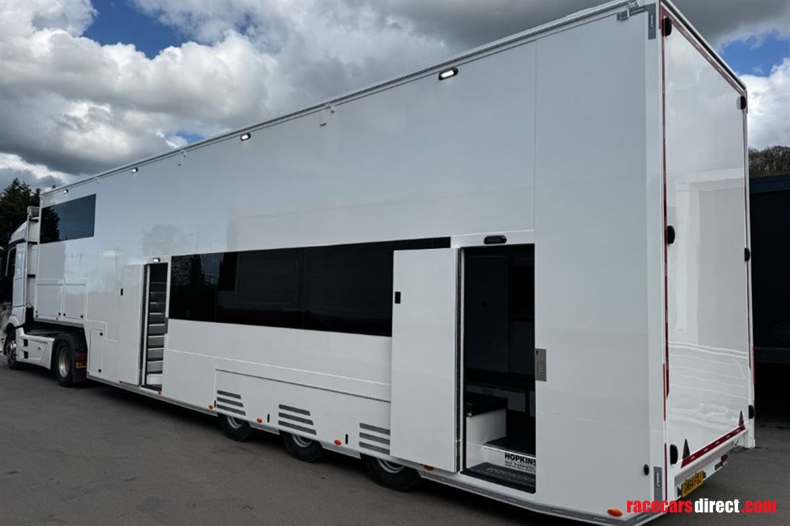 view-today-at-silverstone-elms