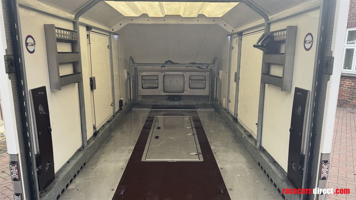 brian-james-racetransporter-tilt-bed-3500kg