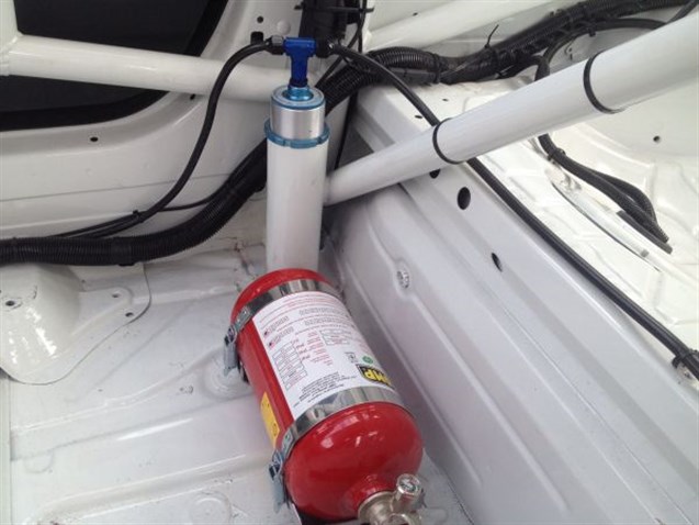 bmw-320-coupe-diesel-2011