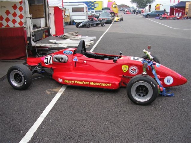 van-diemen-rf01-formula-ford-zetec-race-winni