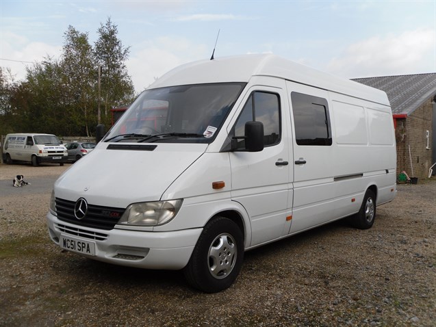 Mercedes sprinter racer #5