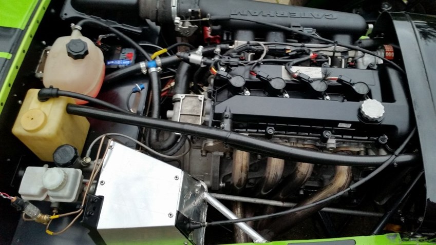 Racecarsdirect.com - Caterham R300 race car (2009)