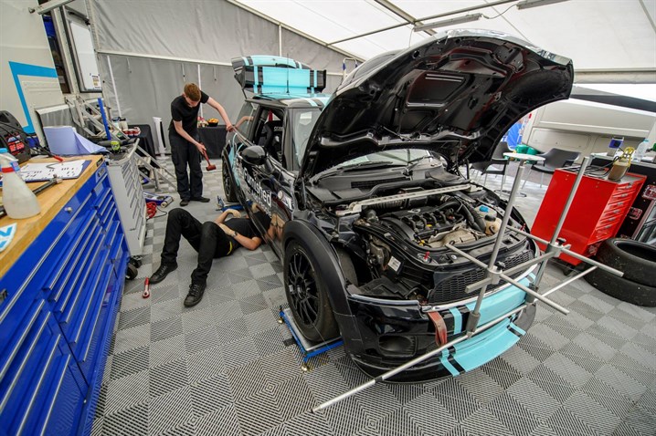 Racecarsdirect.com - Mini Challenge R56 race winner, ready for 2015 season