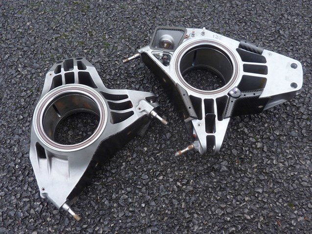 Racecarsdirect Com Ex Renault F1 Uprights With Ceramic Bearings