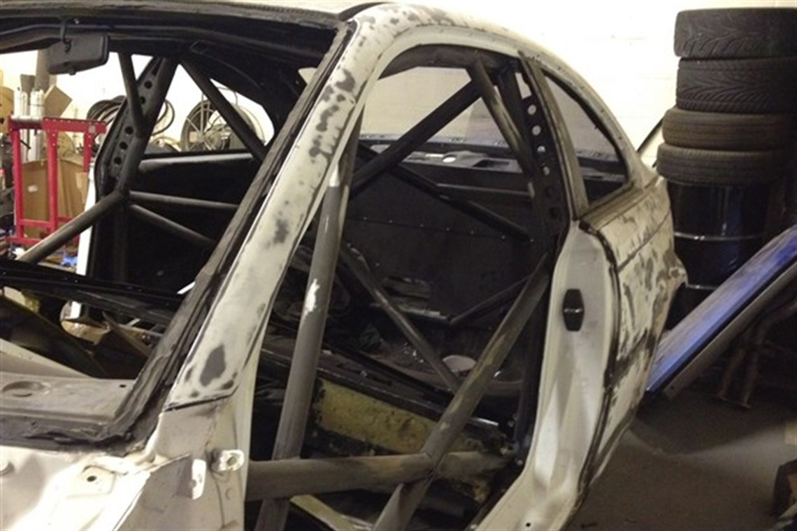 Racecarsdirect.com - BMW E46 M3 Racing Shell