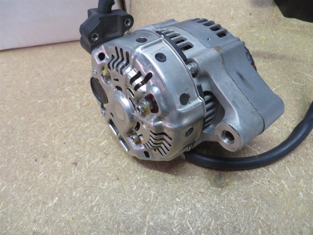 Racecarsdirect.com - Rebuilt Maclaren 140-g Alternator