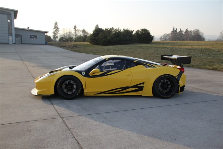 ferrari-458-challenge-with-aero-kit