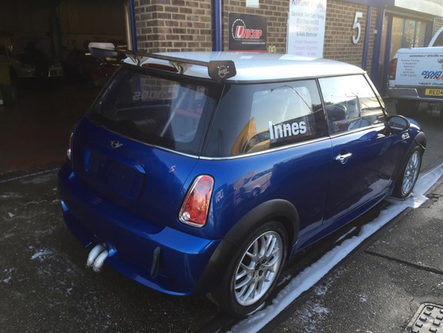 mini-cooper-s-john-cooper-ex-challenge-champi