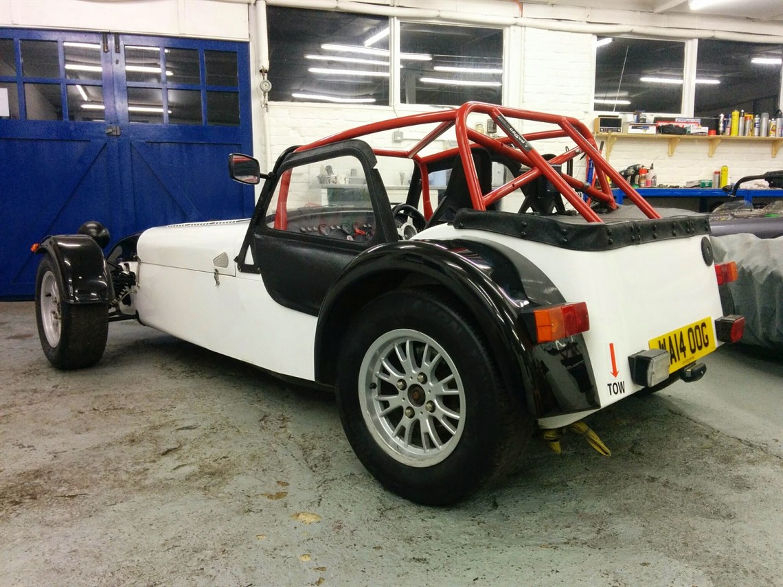 caterham-roadsport-2014