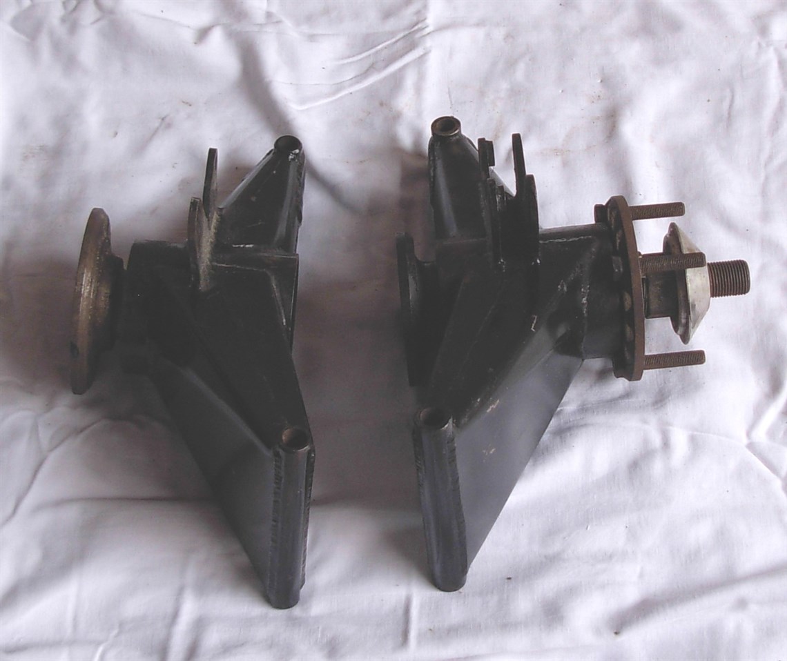 reynard-rear-uprights