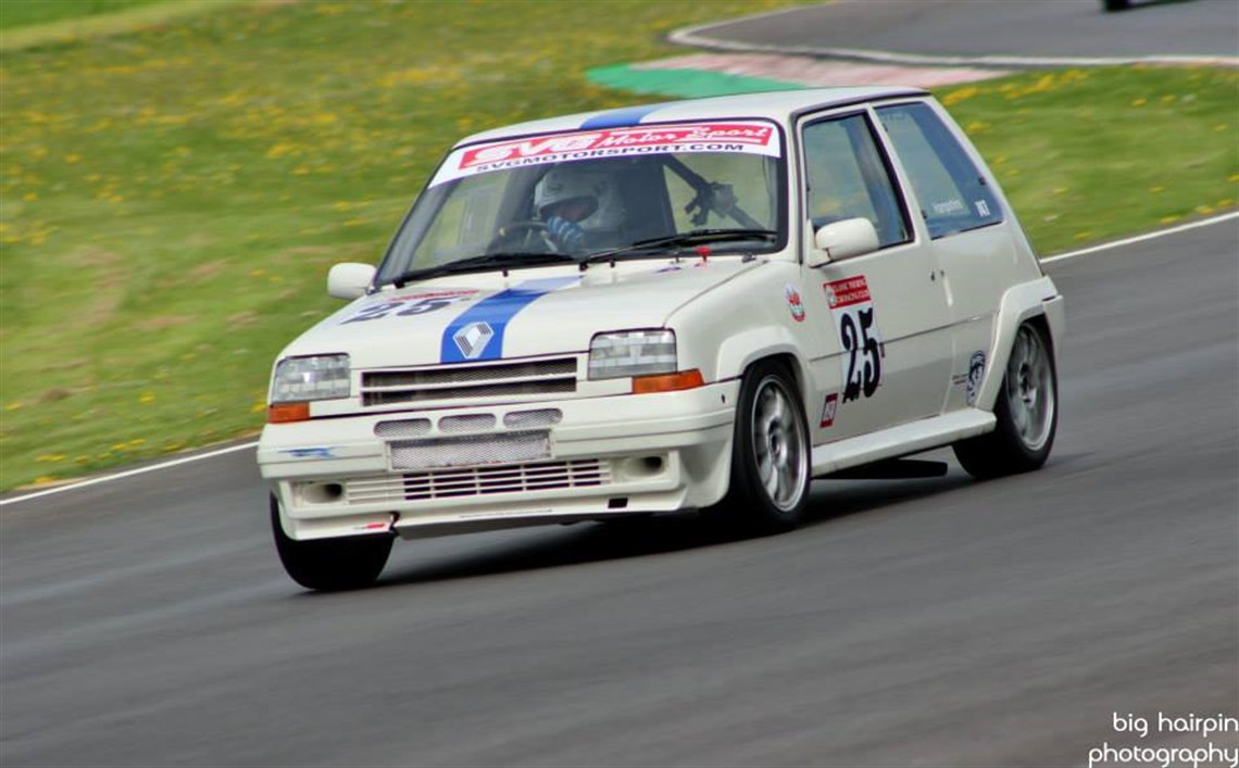 Renault 5 Gt Turbo Performance