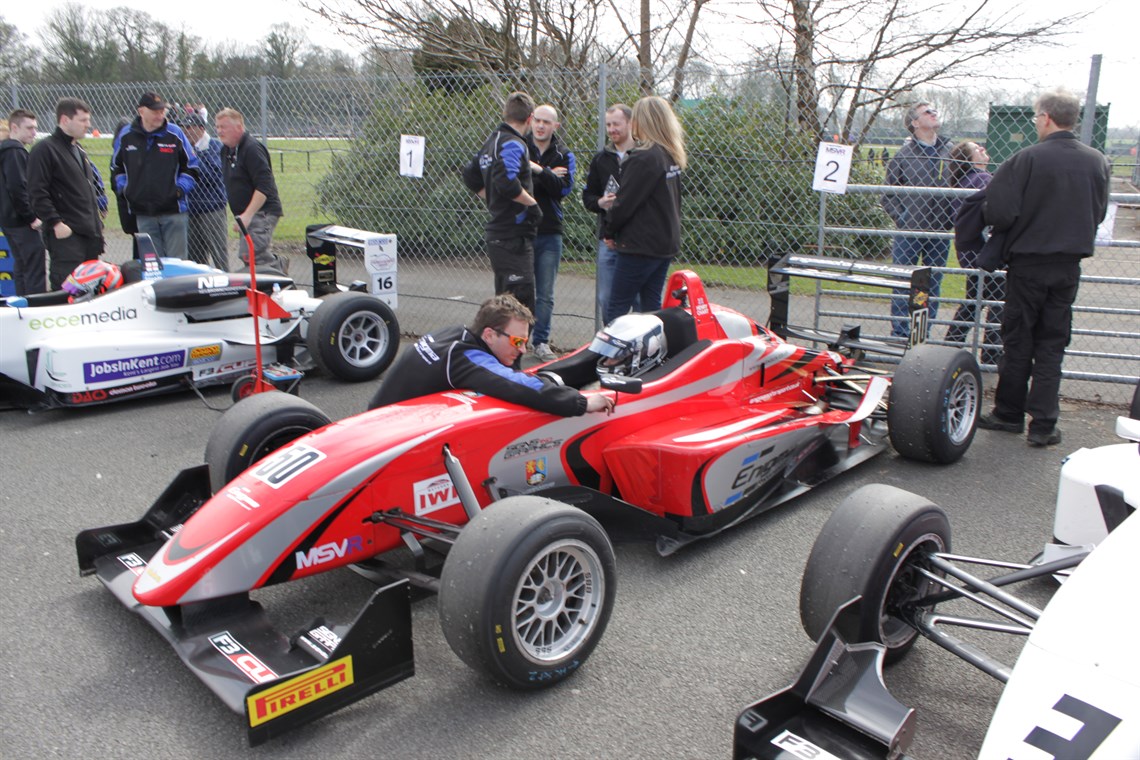 Racecarsdirect.com - DALLARA FORMULA 3 F 305