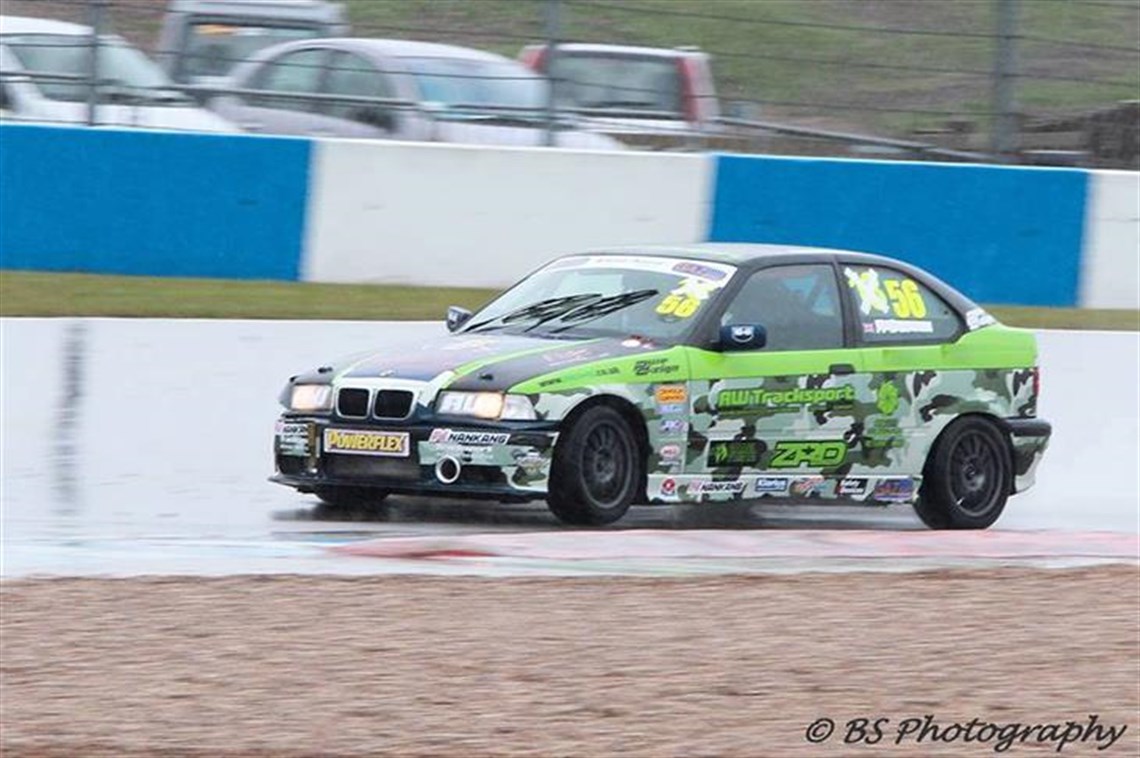 Racecarsdirect.com - BMW Compact Cup Championship Race Winner E36 318ti