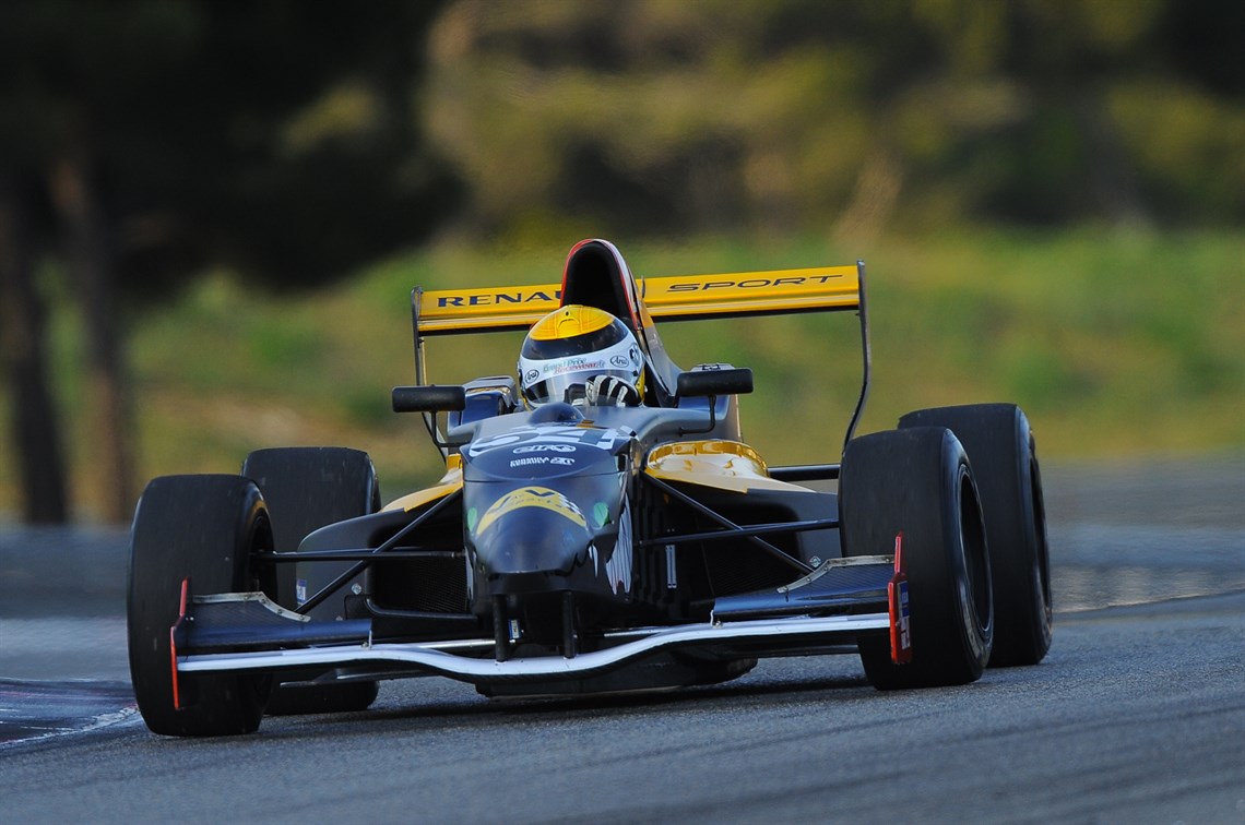 formula-renault-20-caparo-2010