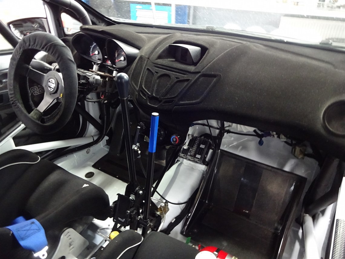 Racecarsdirect.com - Ford Fiesta R2 Latest spec with full M-Sport options