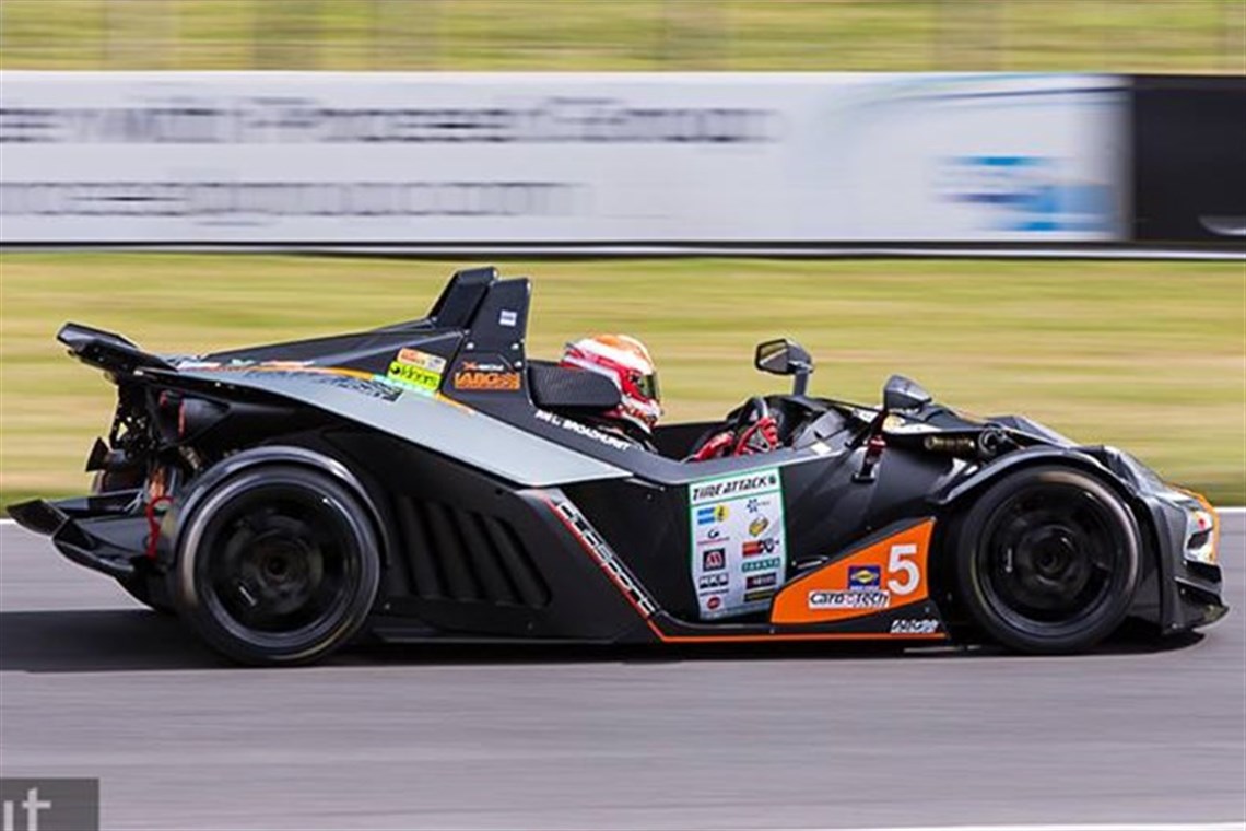 ktm-xbow-clubsport-gt4-spec-time-attack-car