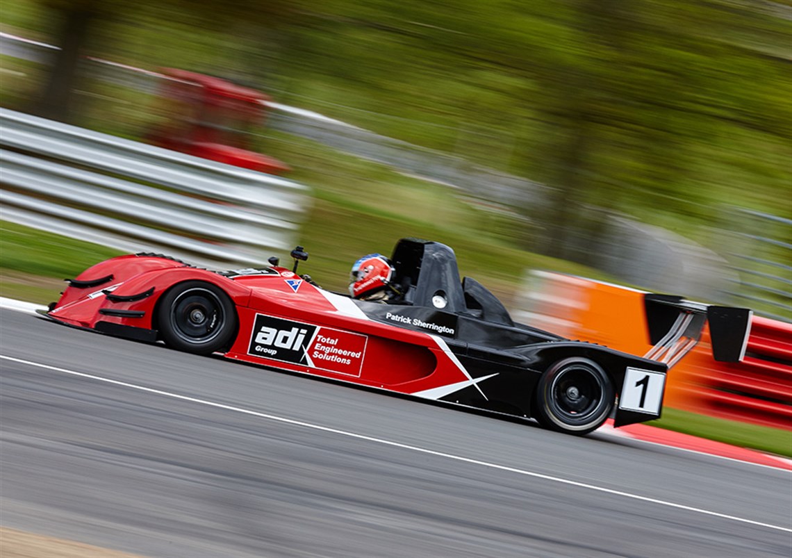 Racecarsdirect.com - 2015 Championship winning MCR Race Car