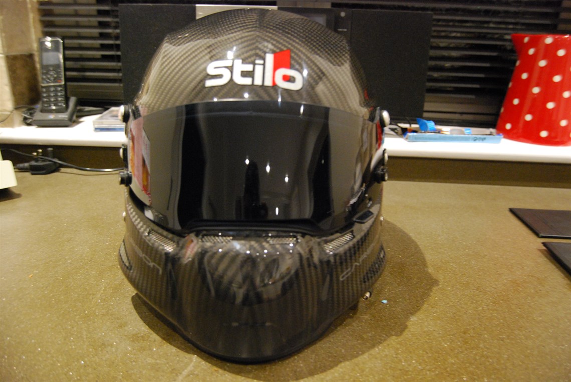 stilo-st4-w-carbon-fibre-l