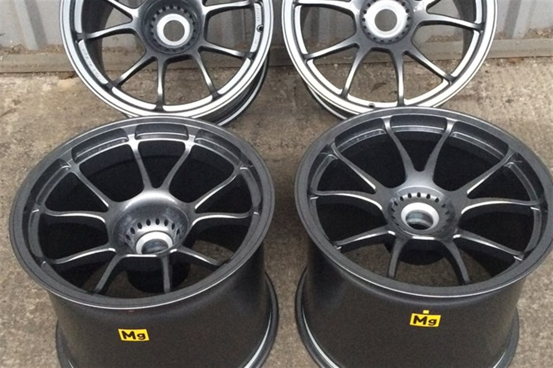 Magnesium Wheels
