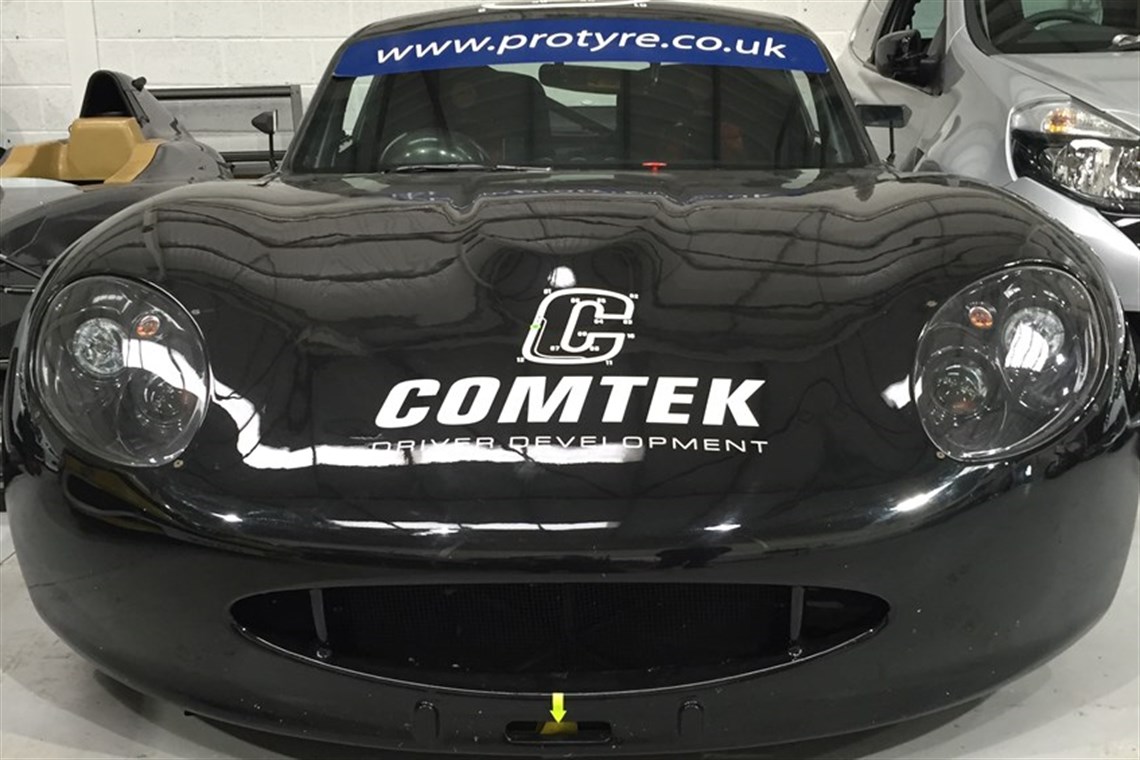 ginetta-gt5-challenge-car
