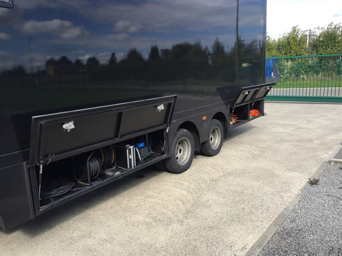 used-truck-iveco-trailer-75