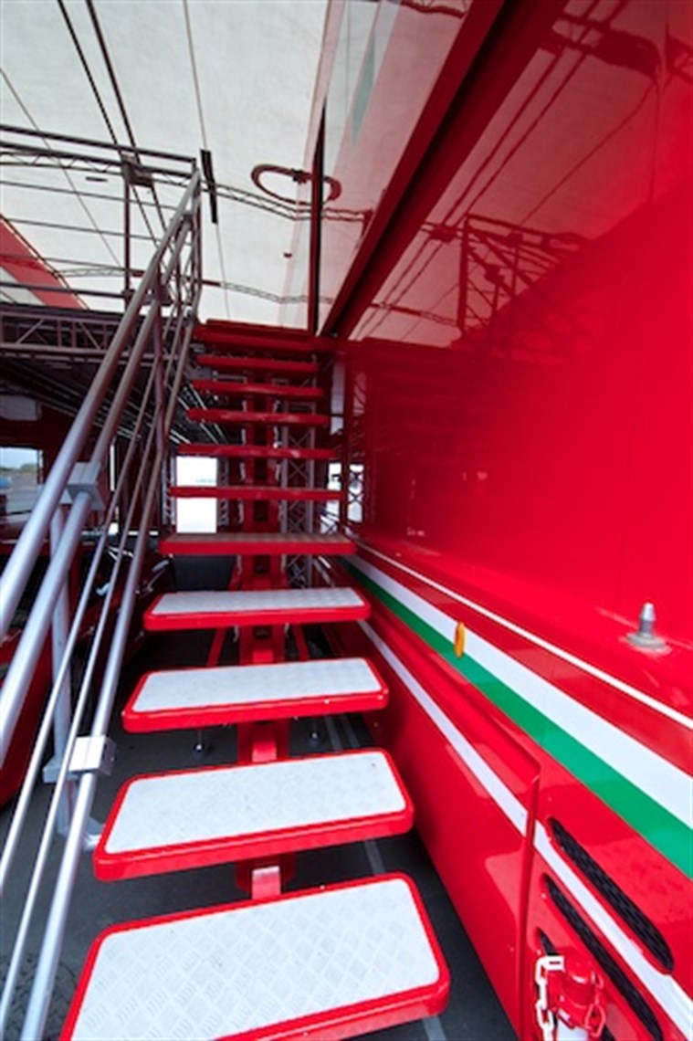 used-trailer-hospitality-ex-ferrari-f1-factor