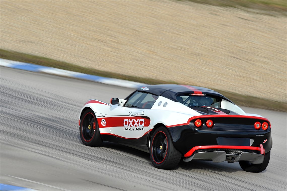 lotus-elise-cup-racer