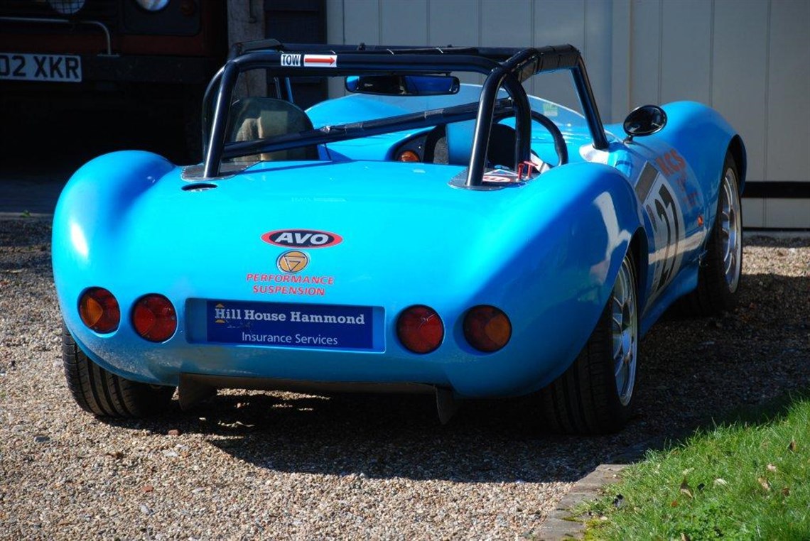 ginetta-g20-race-trackday-car