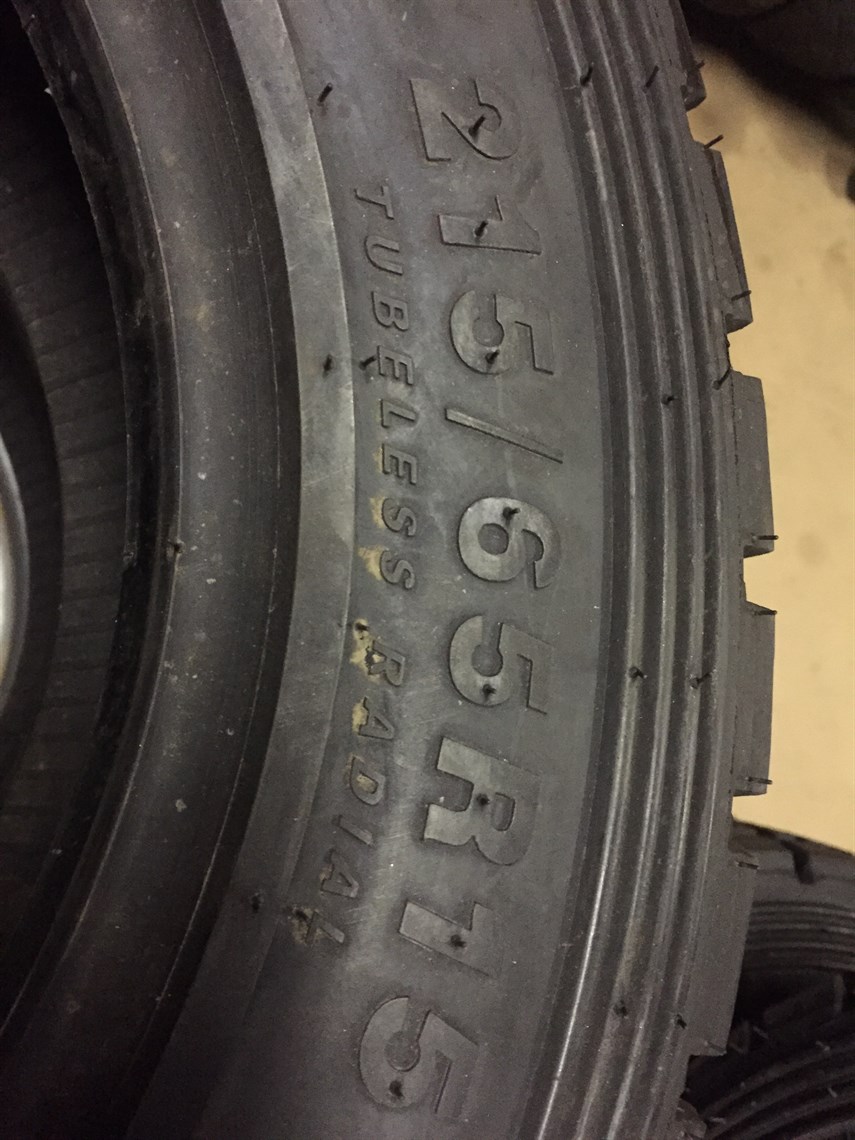 Racecarsdirect.com - Brandnew DMack WRC gravel tyres