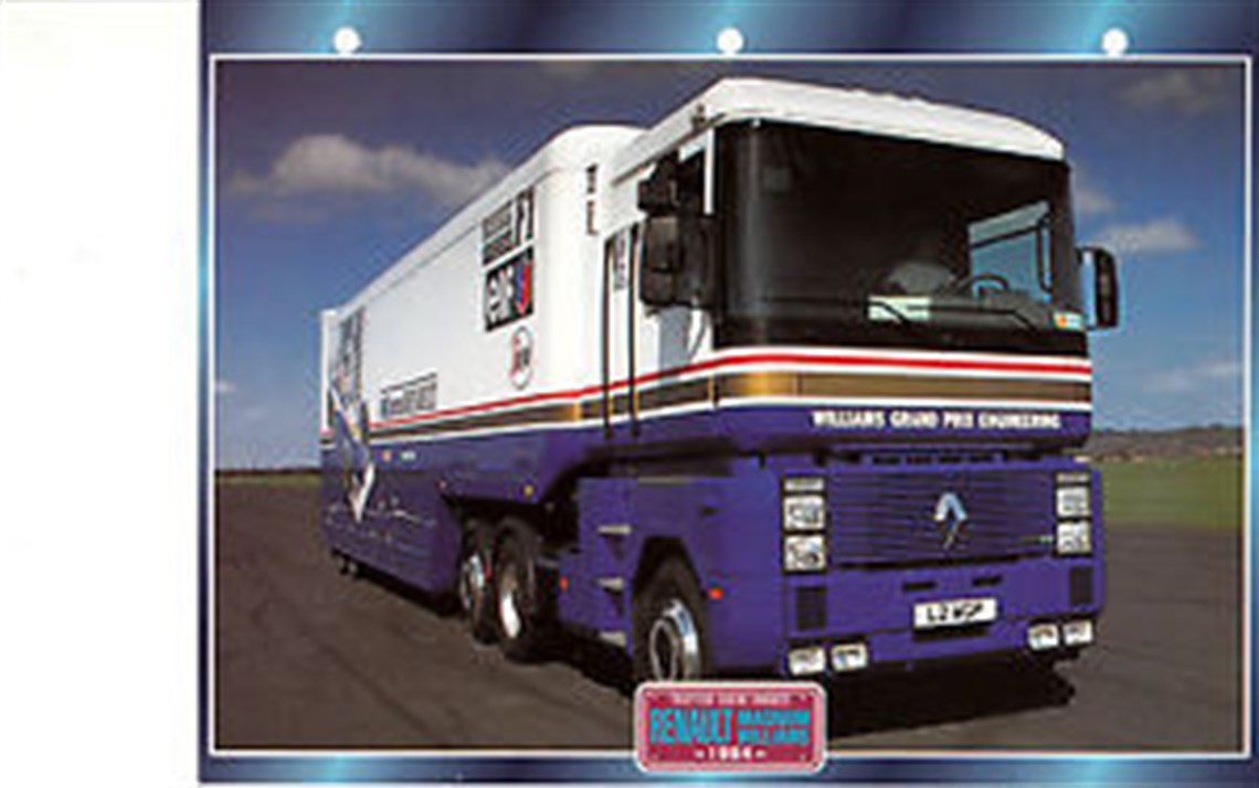 classic-ex-williams-f1-racetrailer-incl-renau