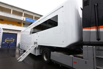 classic-ex-williams-f1-racetrailer-incl-renau