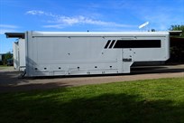 classic-ex-williams-f1-racetrailer-incl-renau