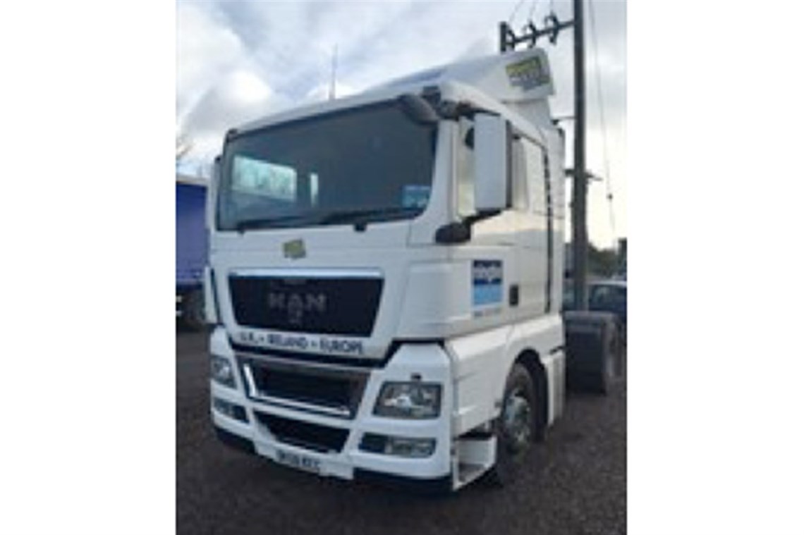man-tgx-18400-tractor-unit-58-reg-rhd