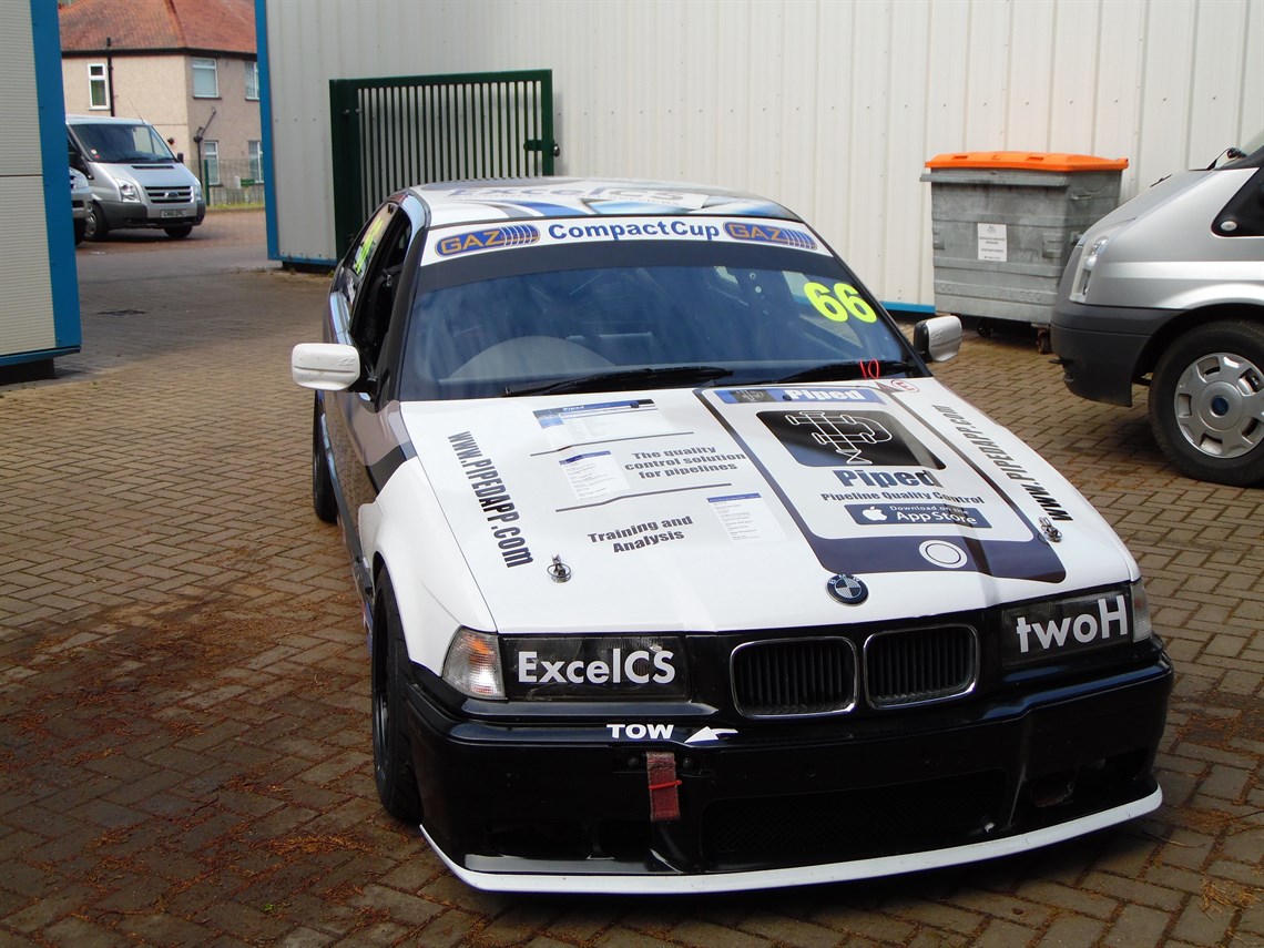 Racecarsdirect.com - BMW Compact Cup Race Car