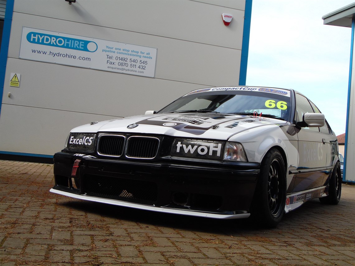 Racecarsdirect.com - BMW Compact Cup Race Car