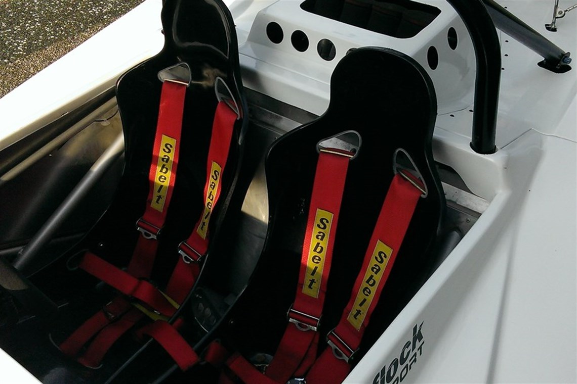 dominator-ts400-sportscar