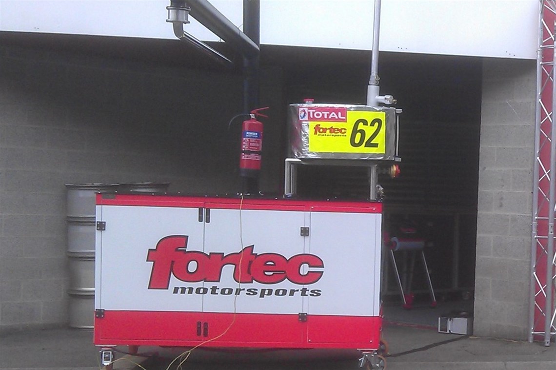 atl-fuel-rig-and-pit-boom