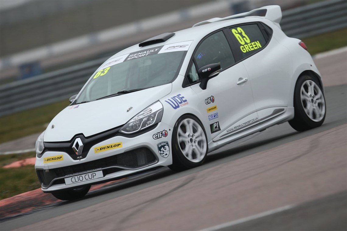 23-car-grid-for-renault-uk-clio-cup-openers