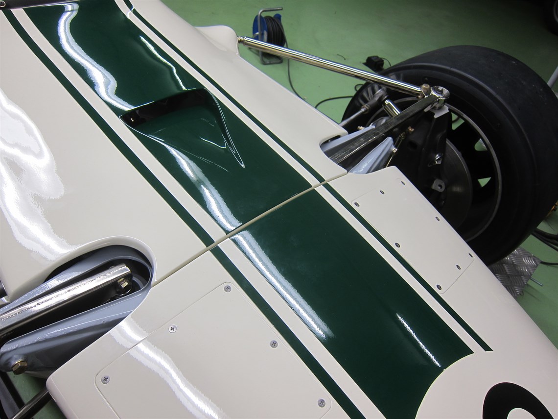 lola-t142-1968-formula-5000