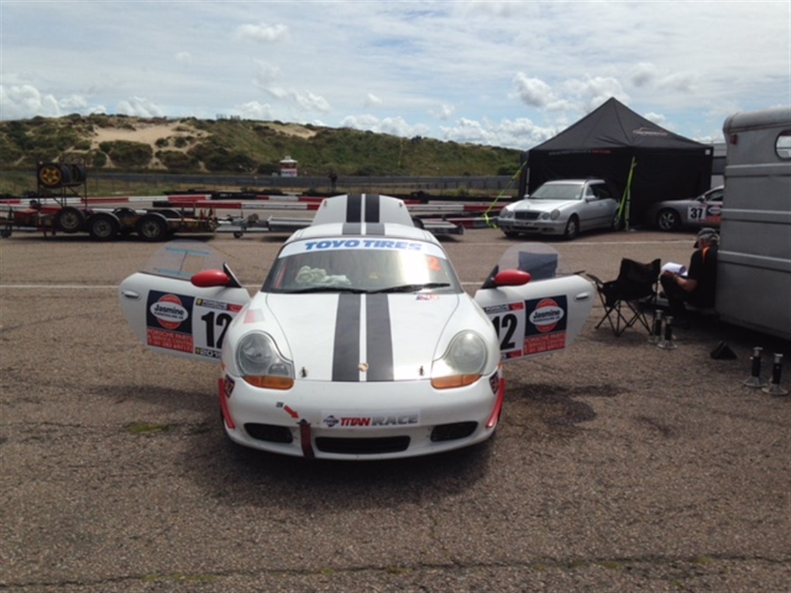 Racecarsdirect.com - Porsche Boxster S Full Race Car