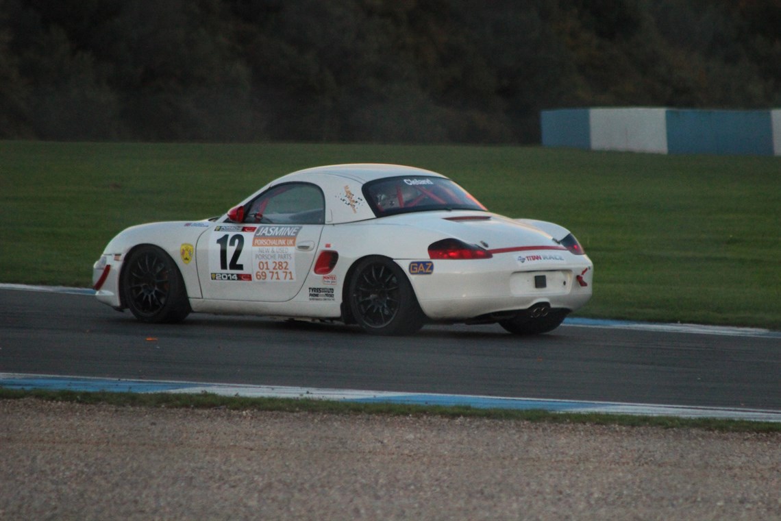 porsche-boxster-s-full-race-car