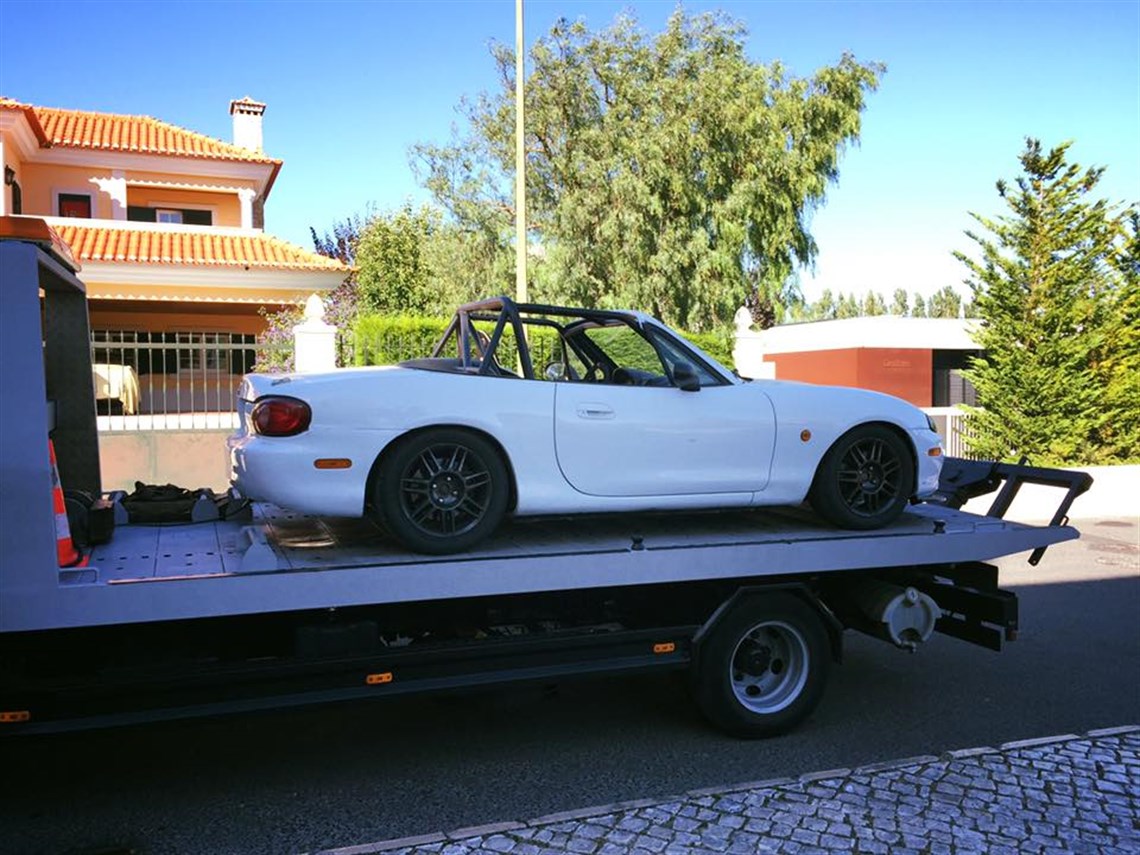 2002-mazda-mx-5-18-trophy-car