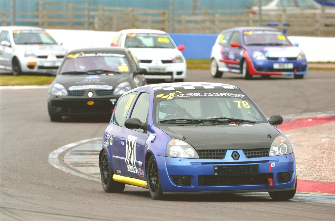 Racecarsdirect.com - 750mc Renault Clio 182 Championship Car