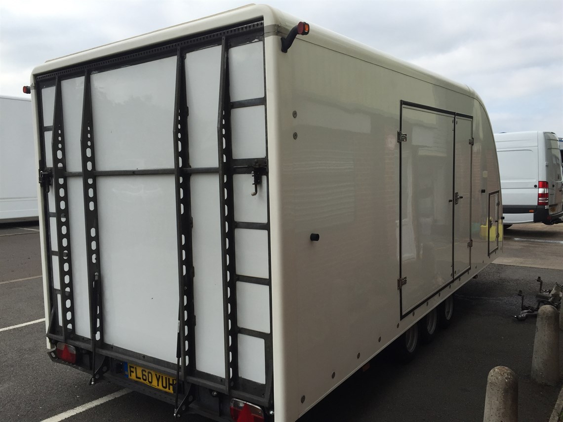 brian-james-race-transporter-6