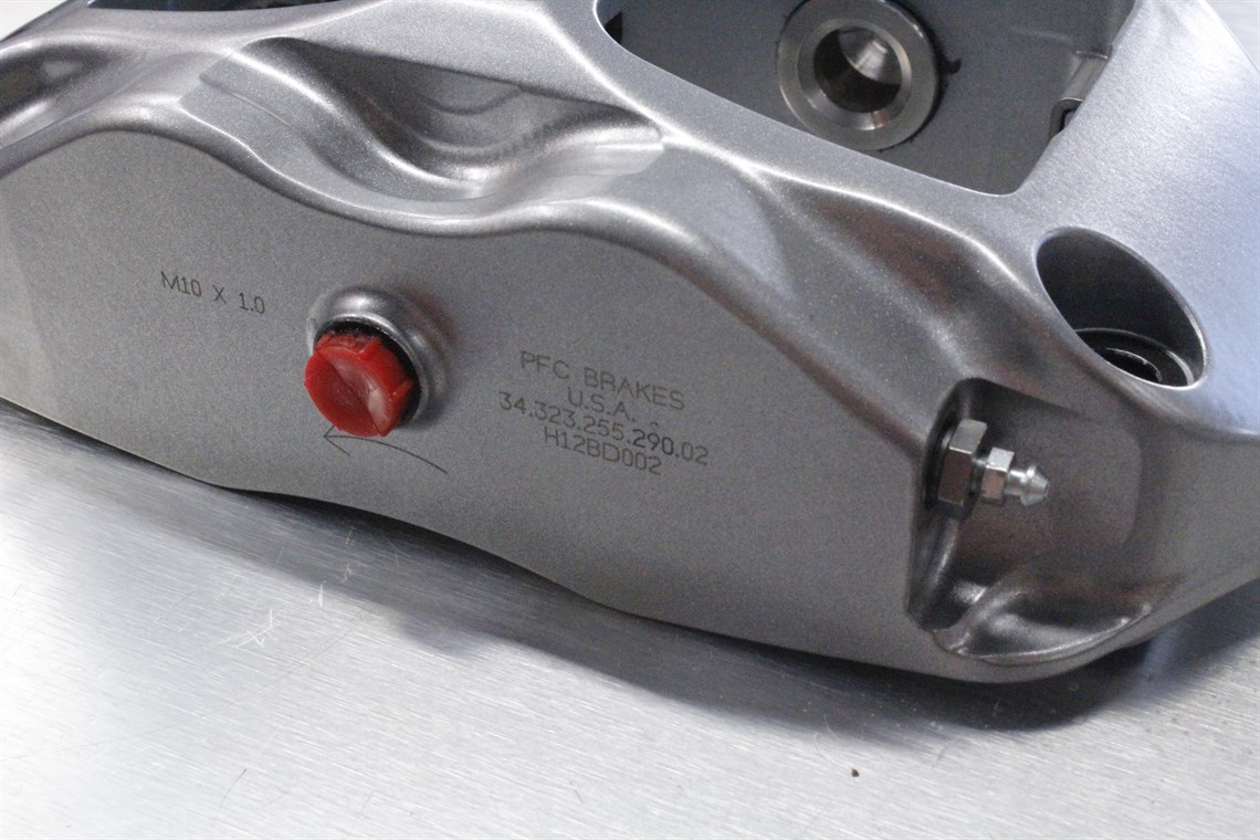 2-performance-friction-calipers-zr34